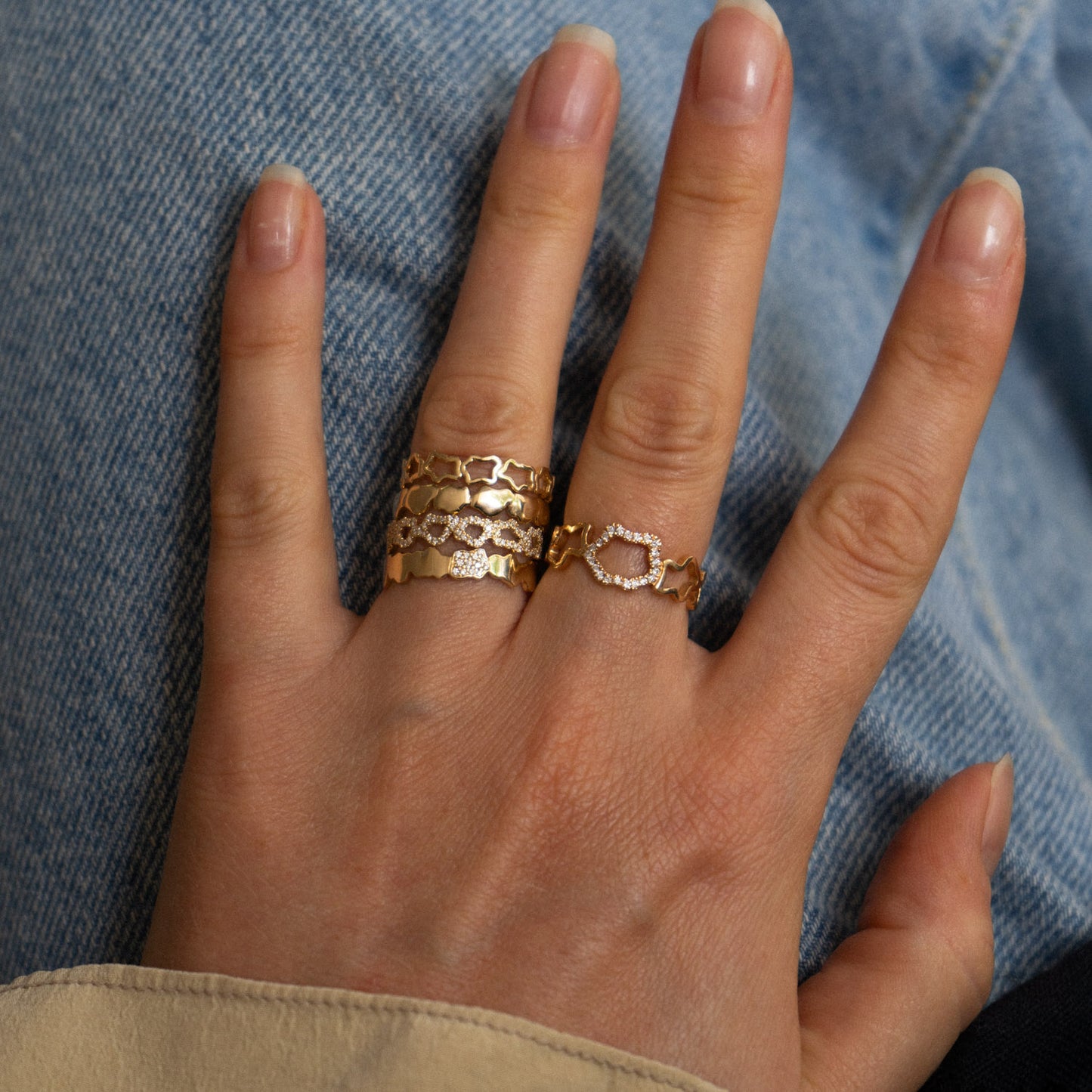 Golden Clouds Band Ring Mini Diamond