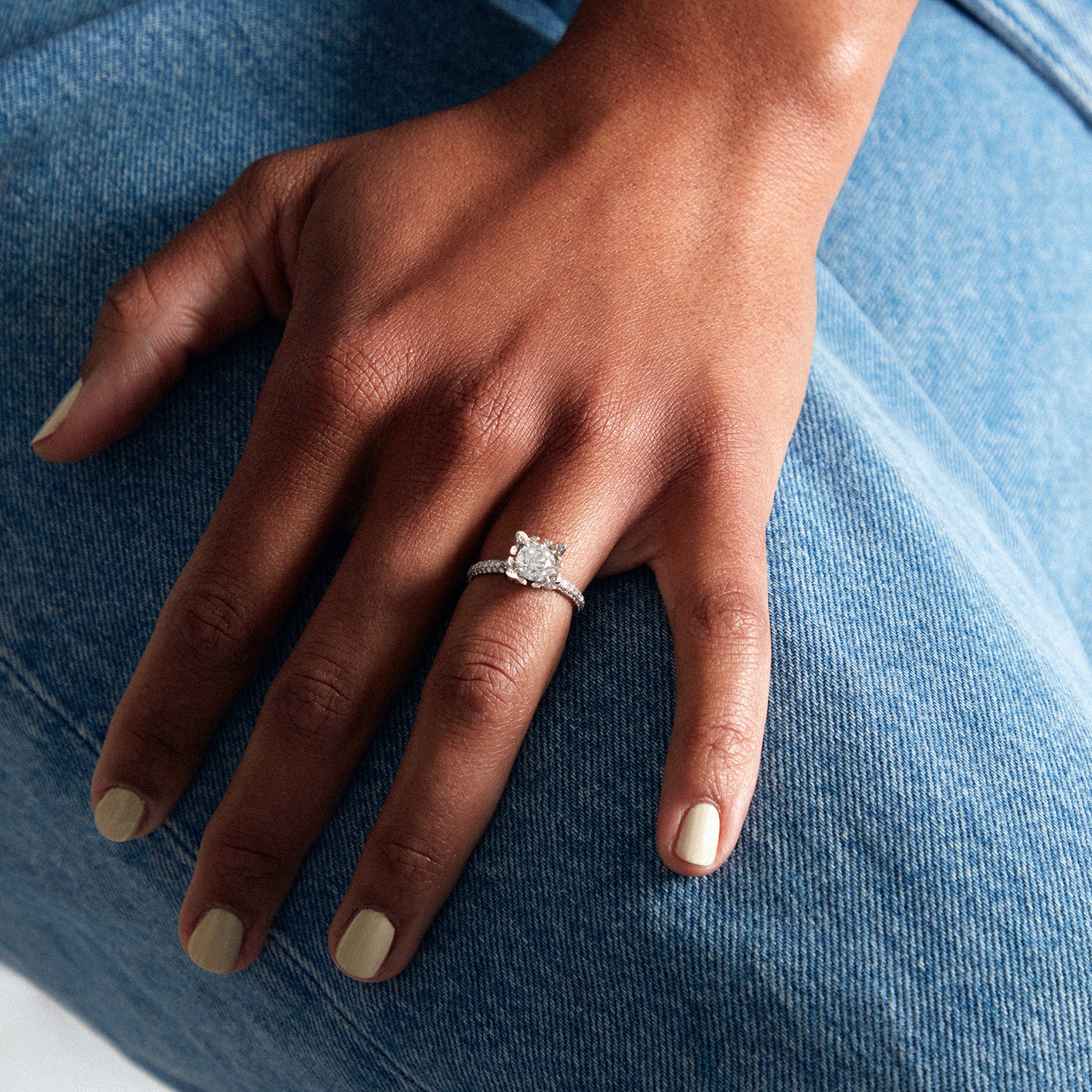Lily Ring Diamond