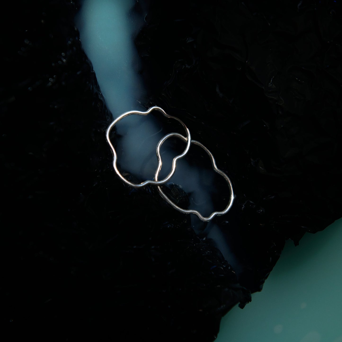 VIERI x Cloudy Solid Hoops