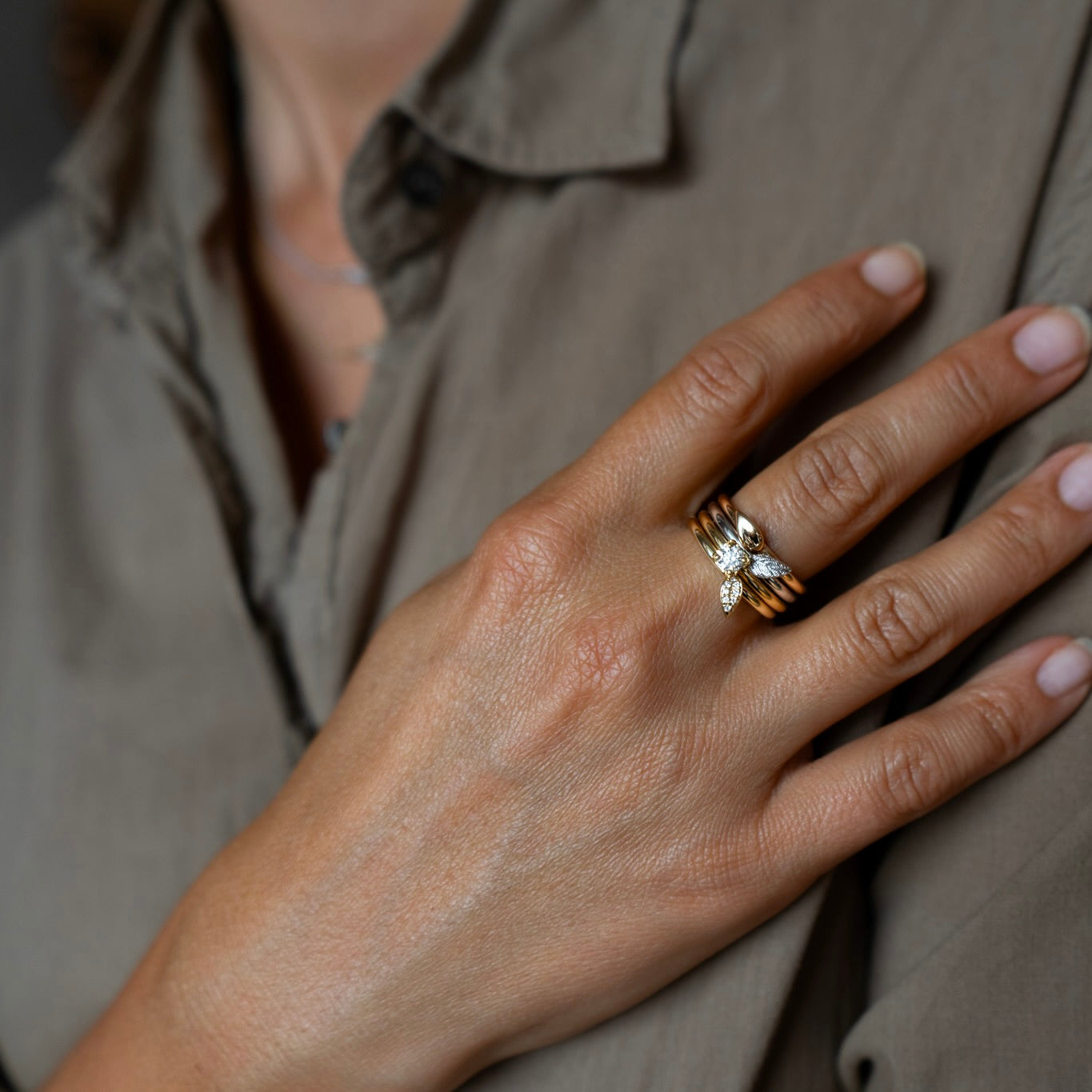 Lily Collection Leaf Ring engraved