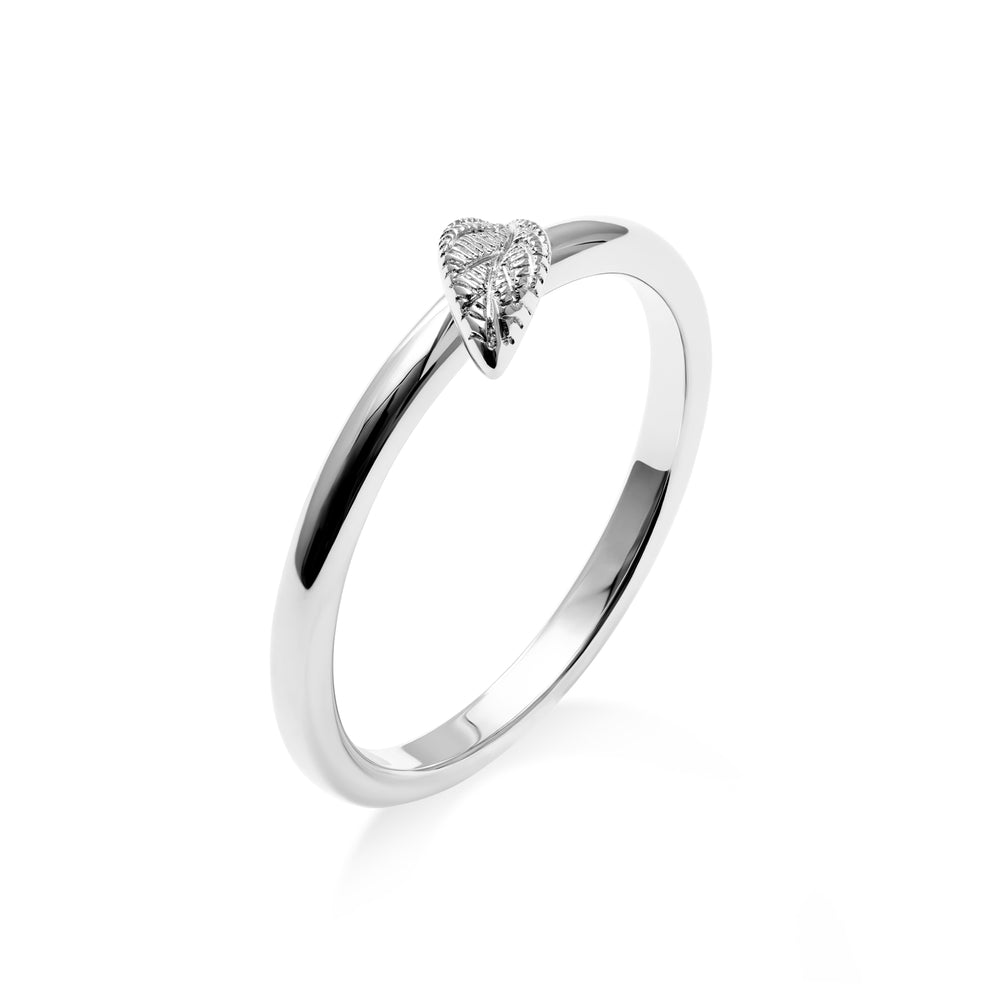 VIERI Lily Collection Leaf Ring engraved